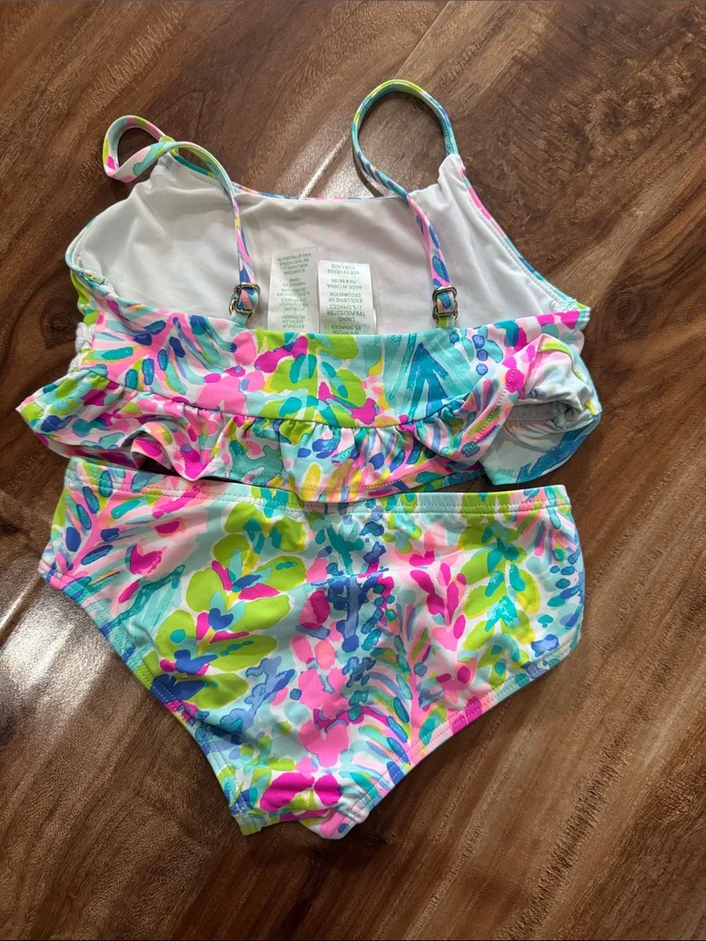 Lilly Pulitzer catch the wave Two-Piece Bikini Set size 4 like new